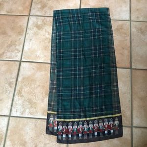 Nutcracker scarf